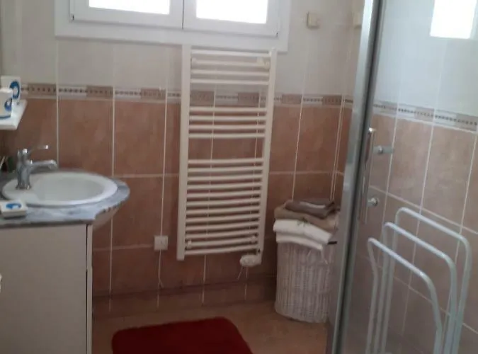 Chateau Vieux Mougnac * Petit-Palais-et-Cornemps