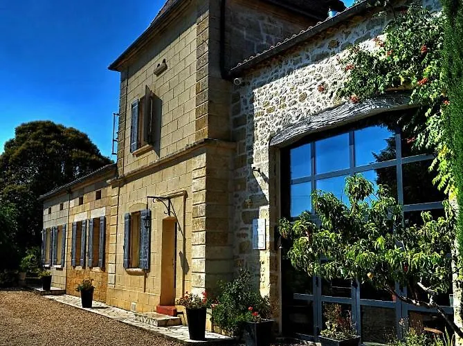 Vakantiehuis Chateau Vieux Mougnac *